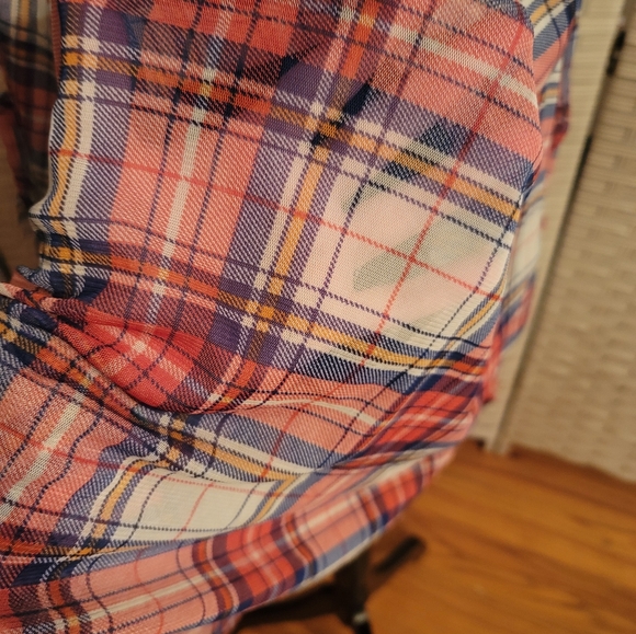 💥Eden and Olivia 3x sheer plaid shirt - Picture 3 of 5
